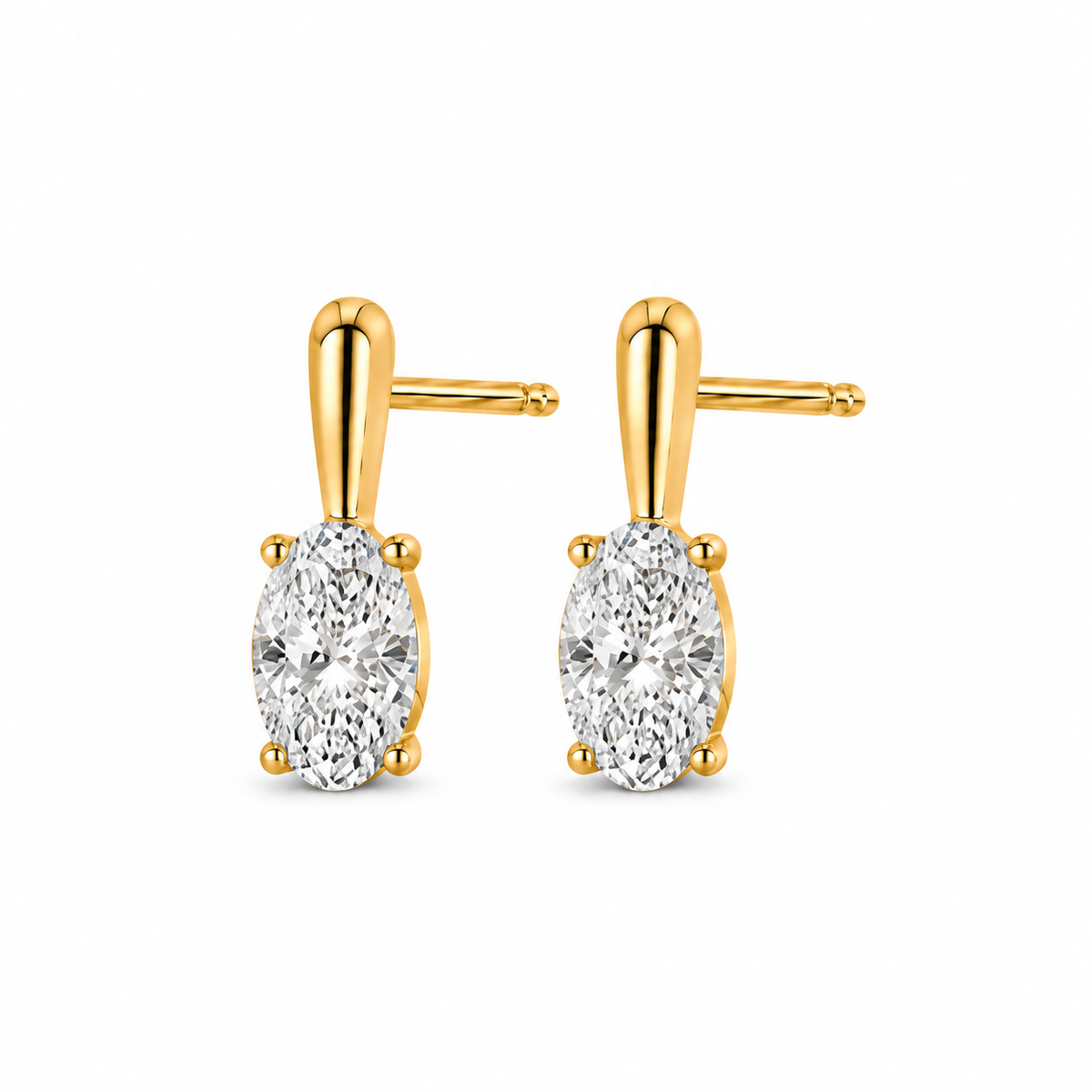 Boucles d'oreilles Raindrops dorées en acier inoxydable, sur fond blanc